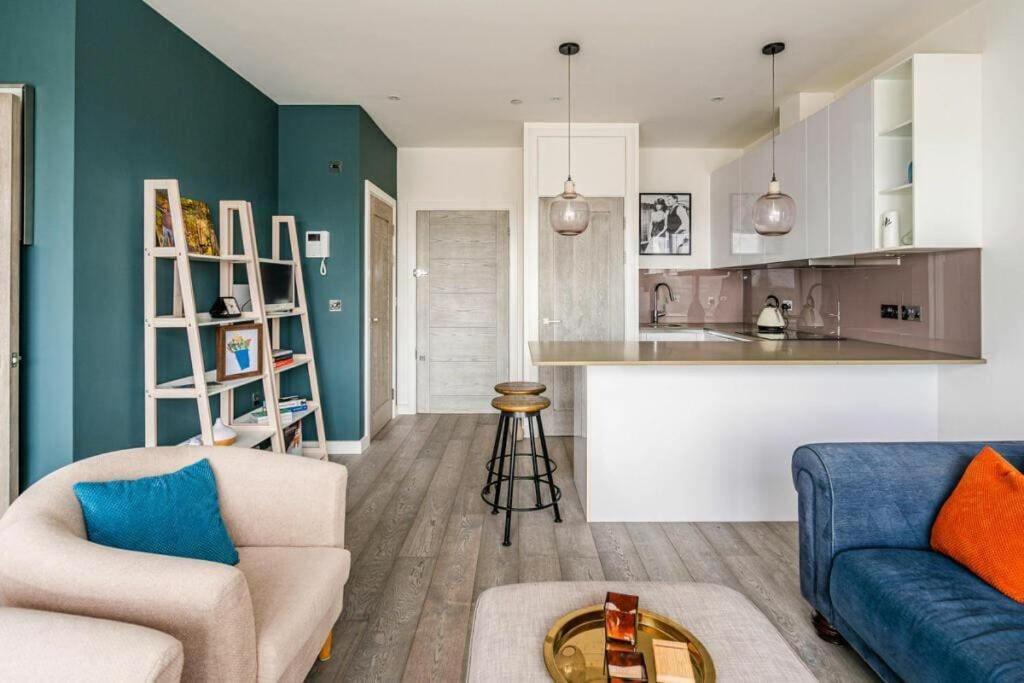 Easystay Bath Road Слау Экстерьер фото